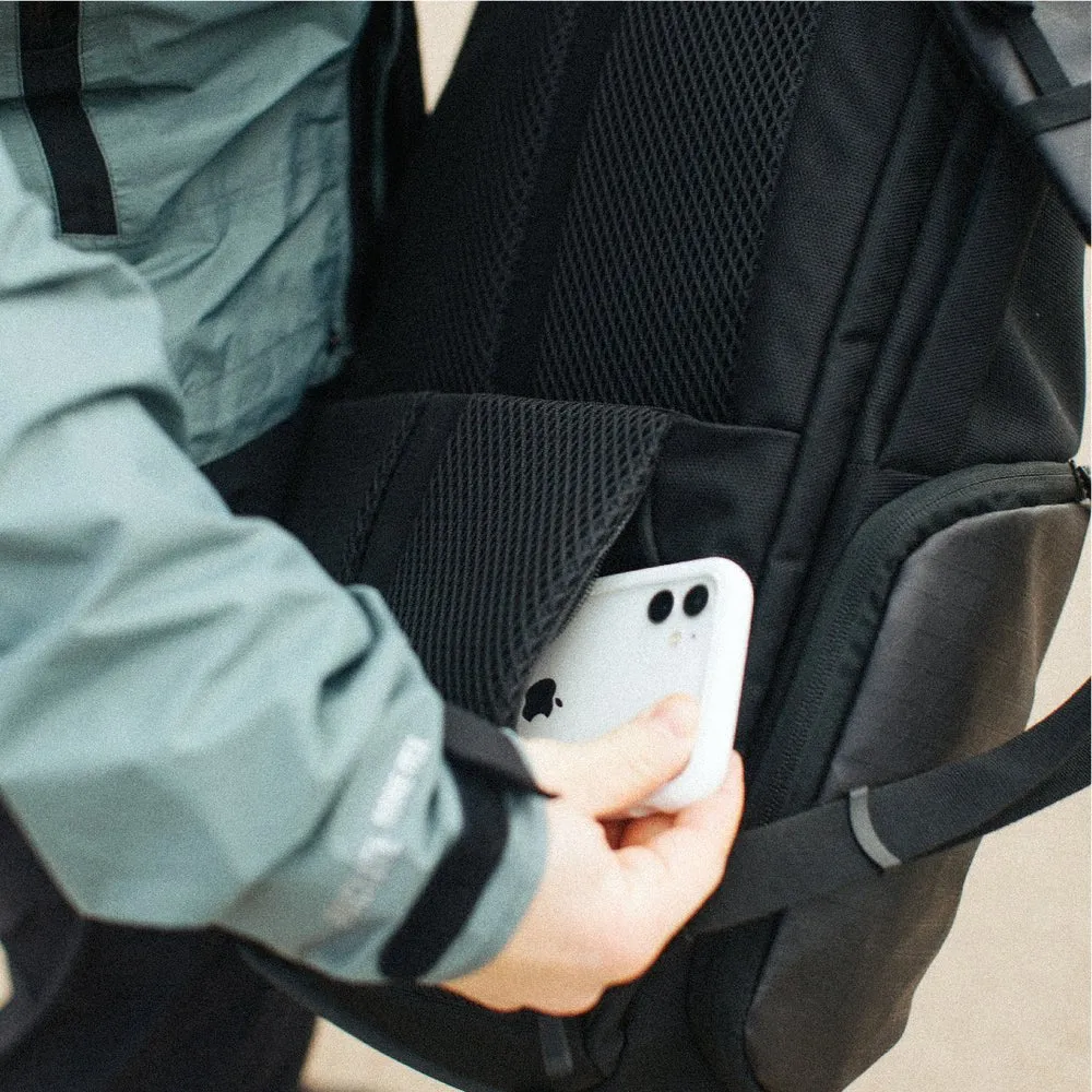24L Technical Backpack