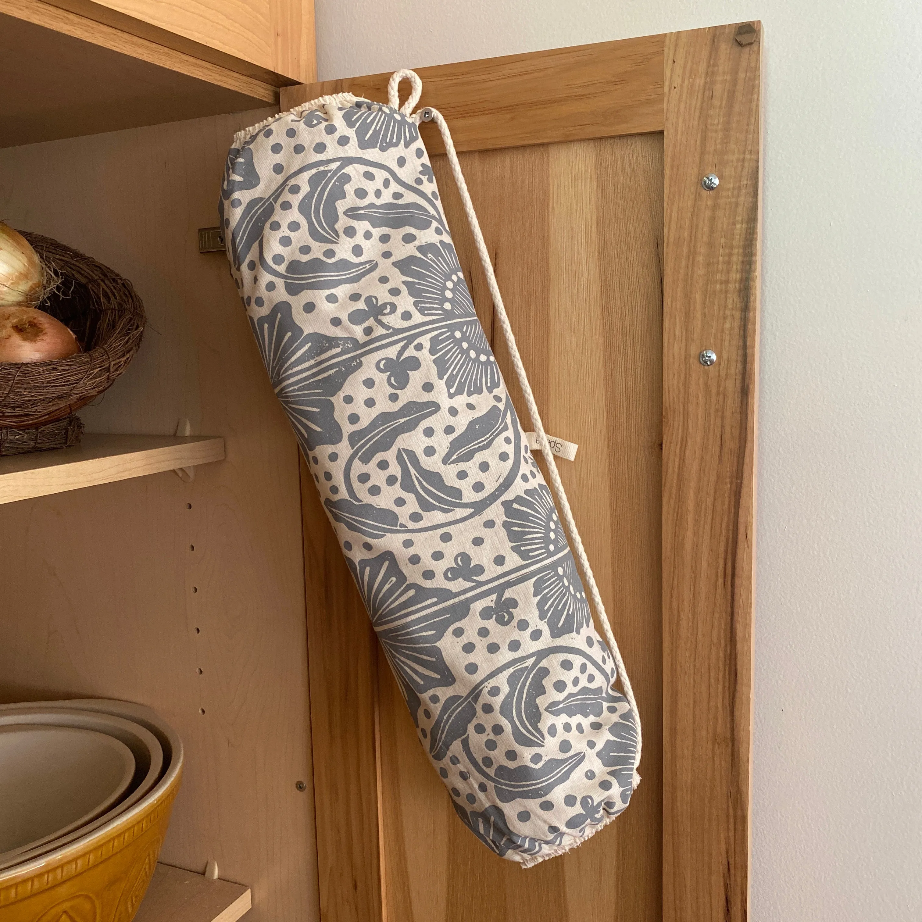 Bag Holder Bag Saver | store your shopping bags shopping bag dispenser