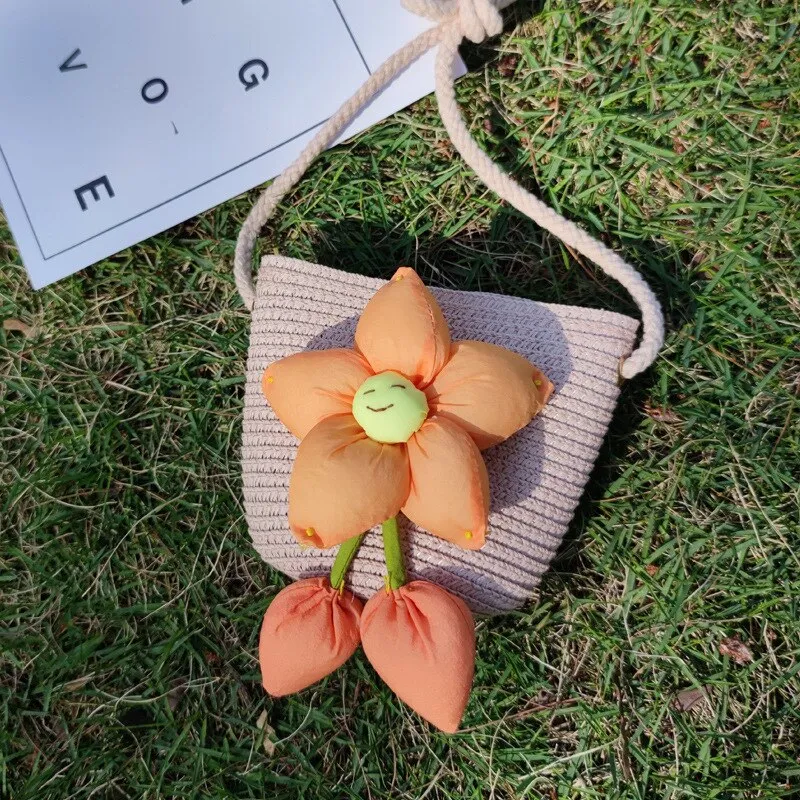 Cute Mini Flower Straw Bags