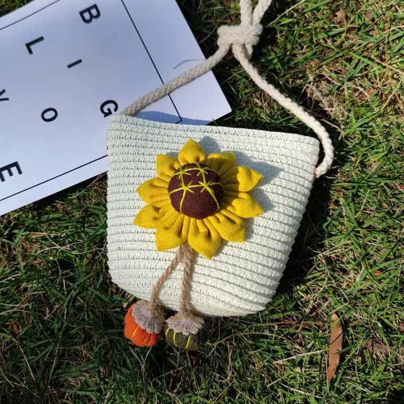 Cute Mini Flower Straw Bags
