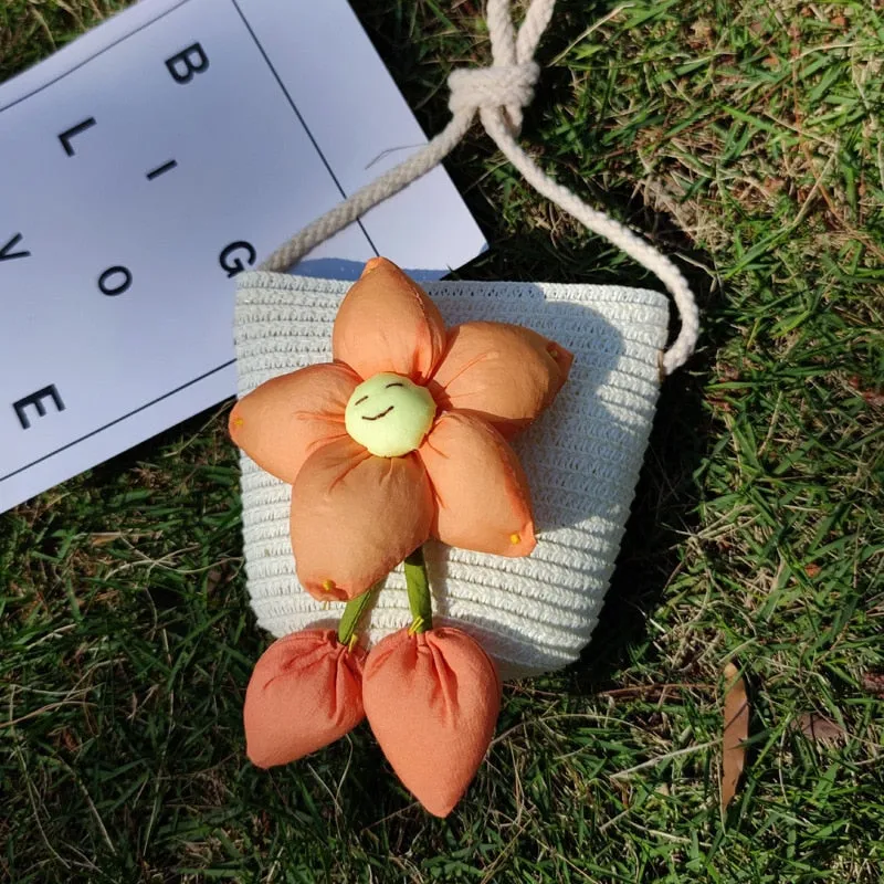 Cute Mini Flower Straw Bags