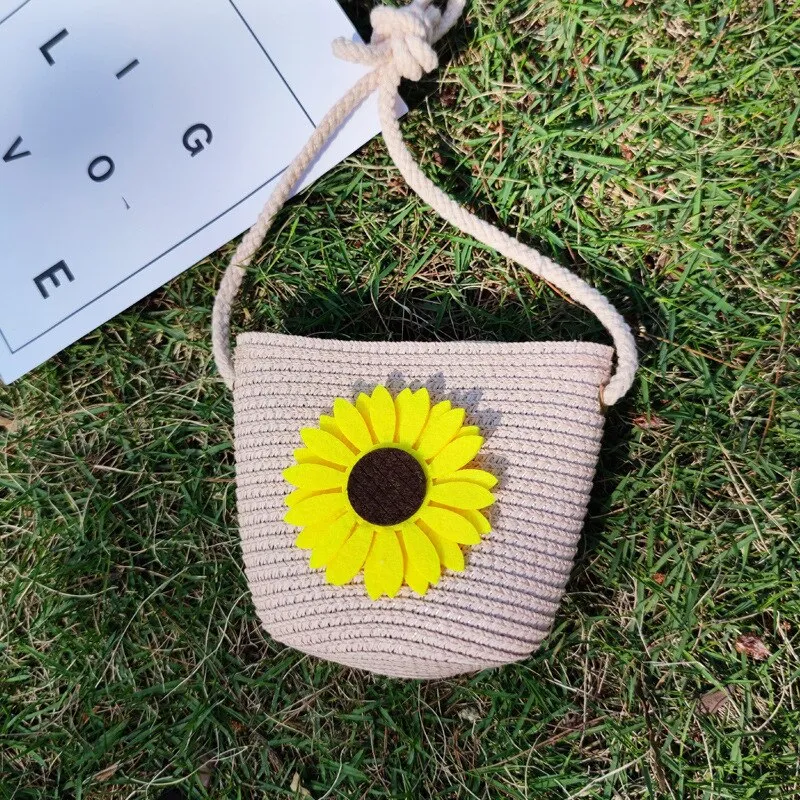 Cute Mini Flower Straw Bags