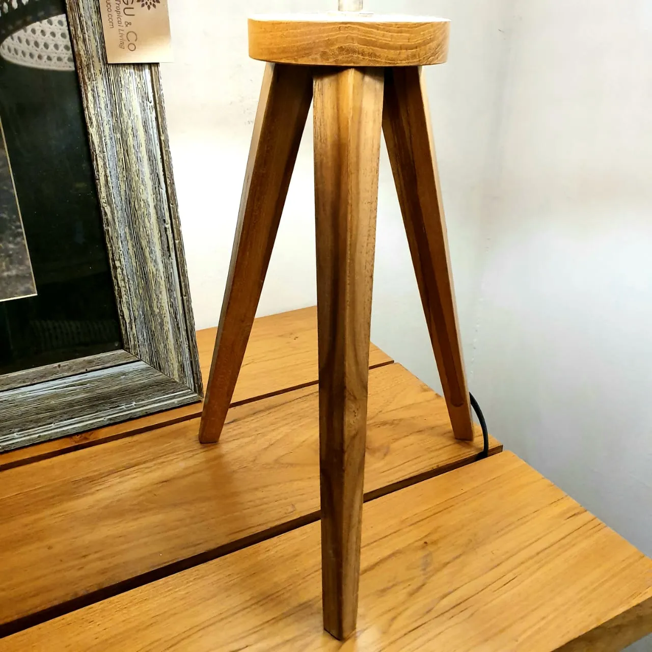 Natural Woven Rattan Shade Table Lamp